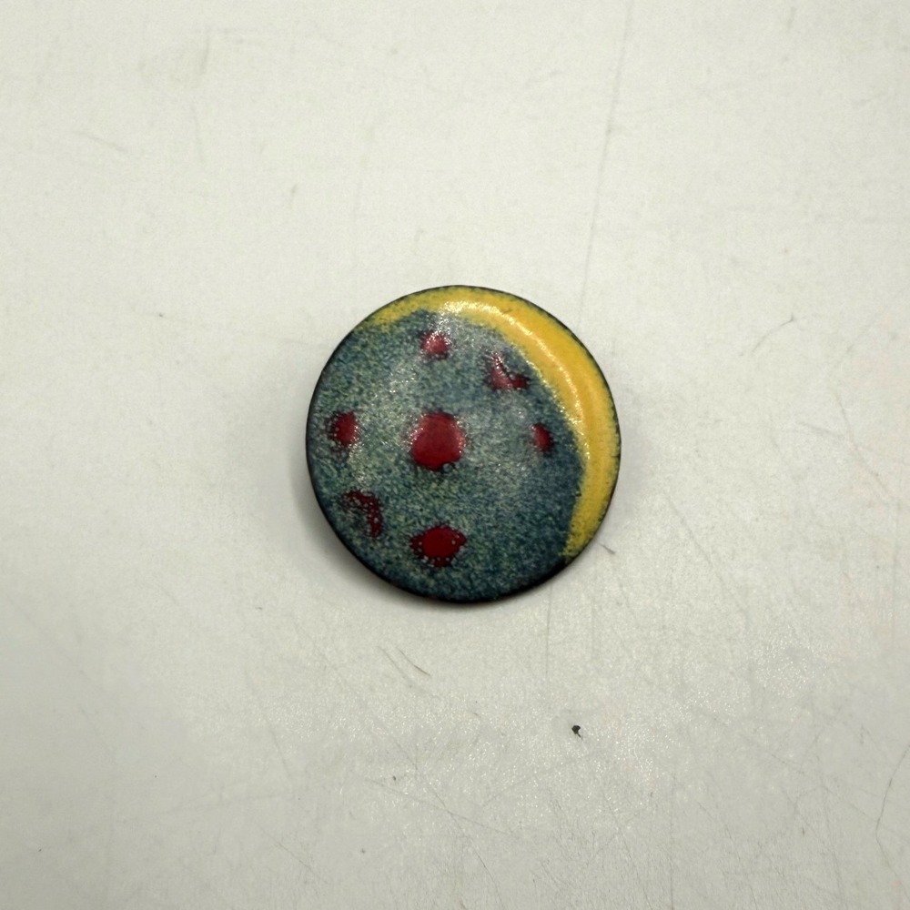 Vintage Enamel Celestial Moon Pin Brooch Blue Yellow Red Speckled Copper Tone 1"